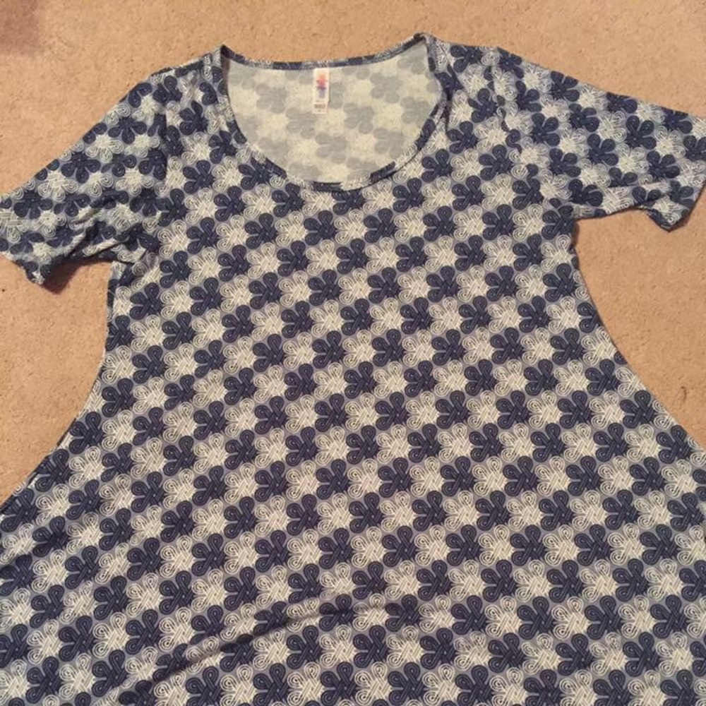 Lularoe Perfect T small